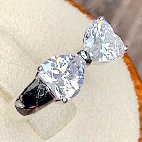 Sterling Silver Bow Trillion Cut Diamond Simulate  Ring New - Picture 5 of 9